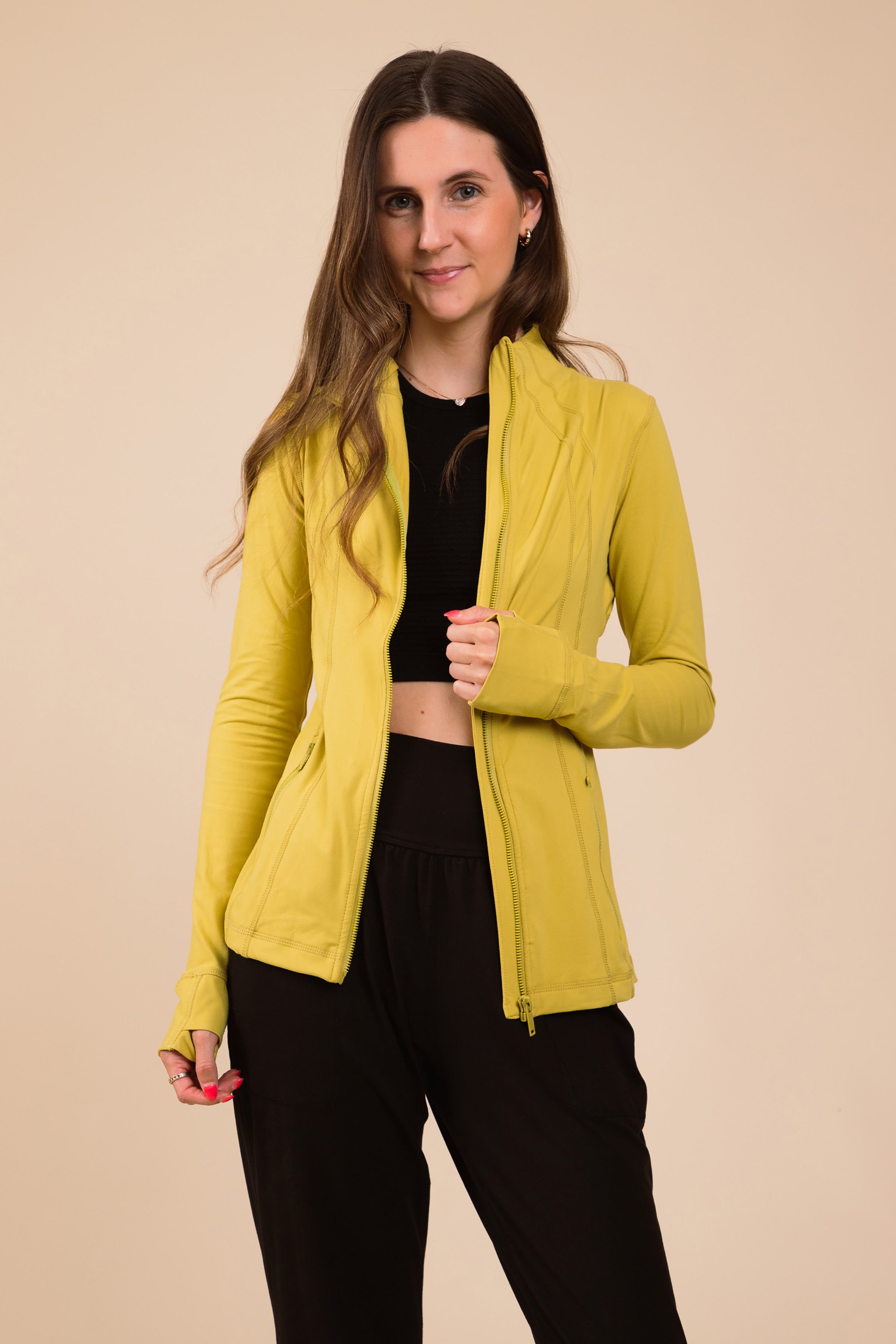 Women's fitted athletic clearance jacket