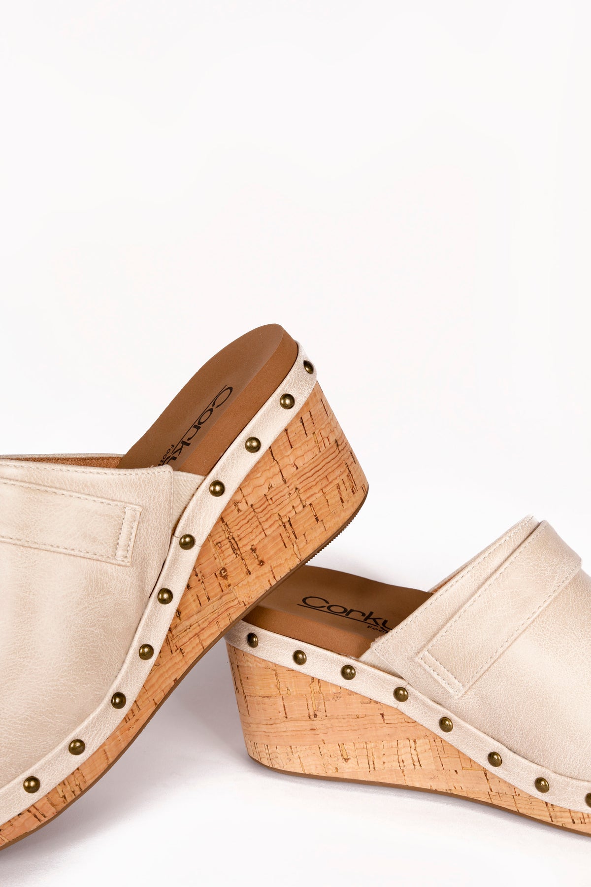 Corky&#39;s Ivory Who Knew Clogs