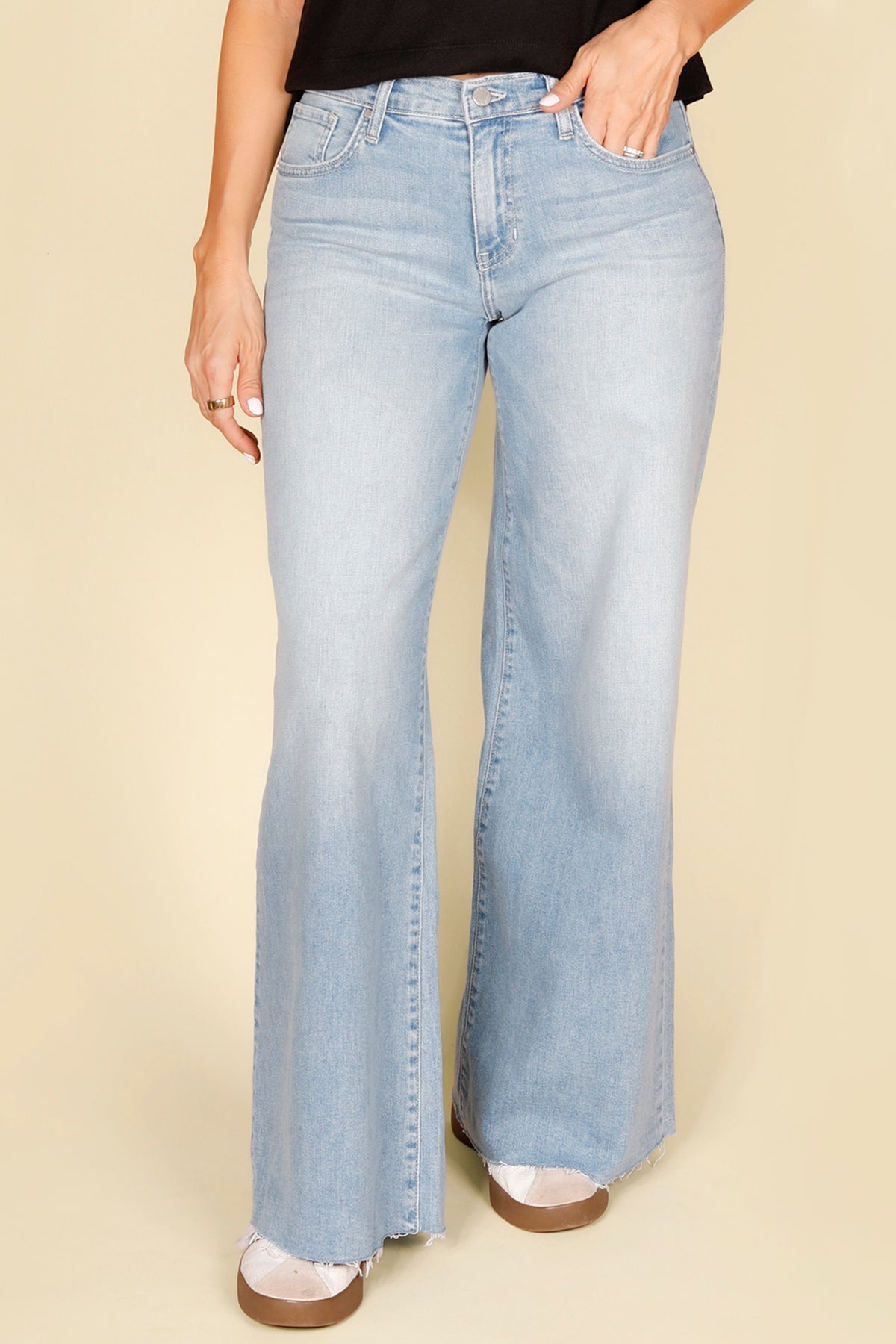 Super Wide Leg Light Denim